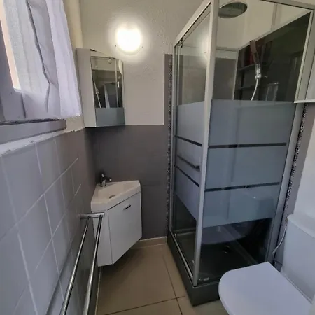 Design - 4pers - Histoire De Cles דירה