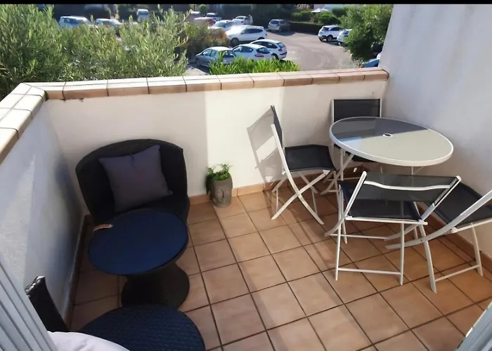 Design - 4pers - Histoire De Cles *